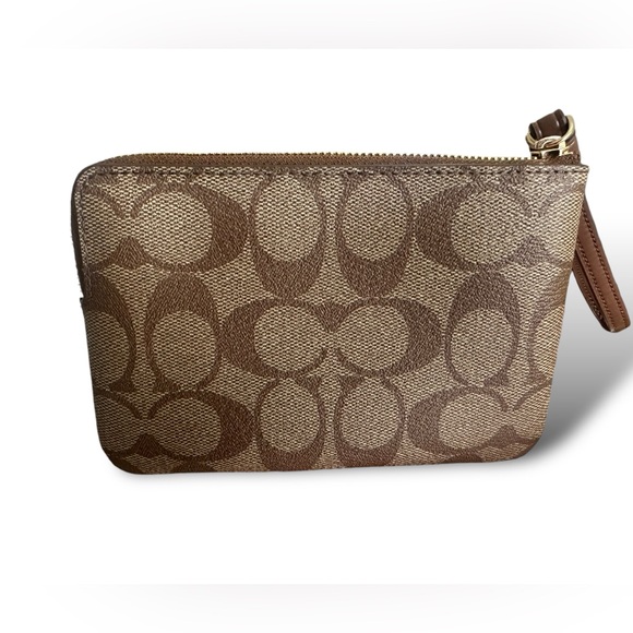 COACH Classic wristlet NEW WITHOUT TAGE - Picture 4 of 5